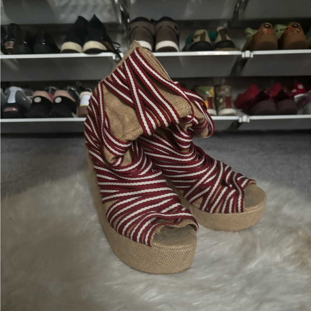 Open-toe Wedge
